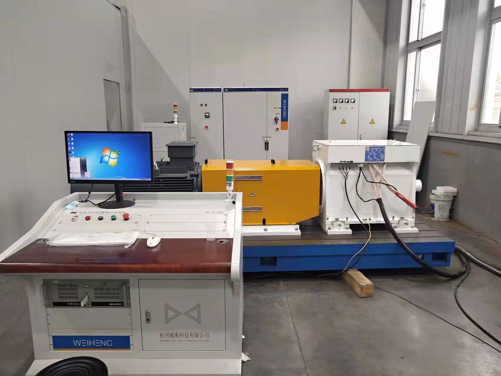 無錫信捷電氣股份有限公司調(diào)試現(xiàn)場(chǎng)